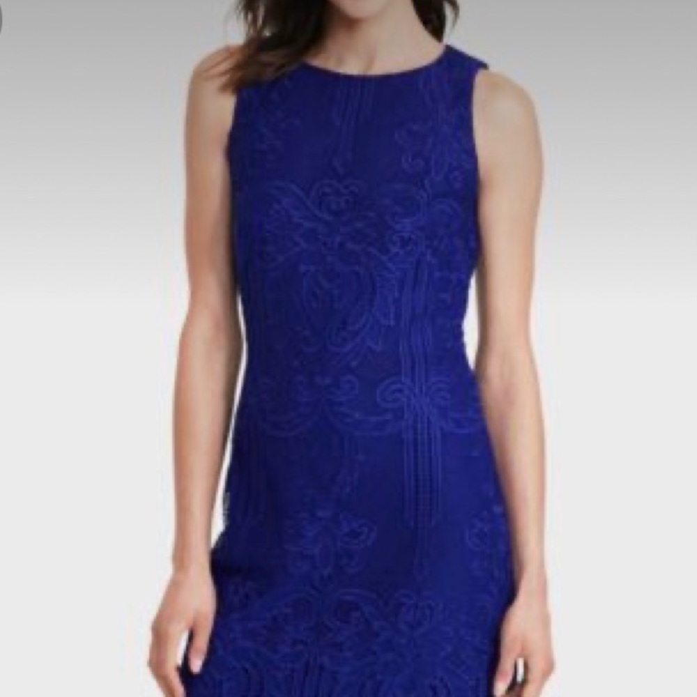 EUC Lace Ralph Lauren Cocktail Dress